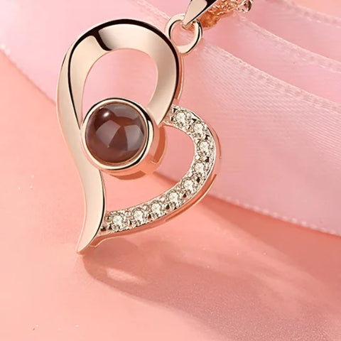 ROSA ETERNA CON COLLAR - TE AMO EN 100 IDIOMAS